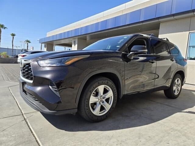 2022 Toyota Highlander L