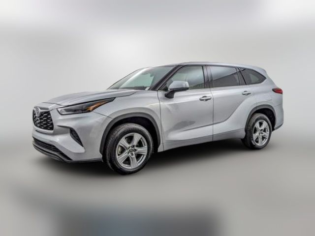 2022 Toyota Highlander L