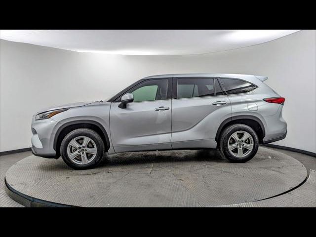 2022 Toyota Highlander L