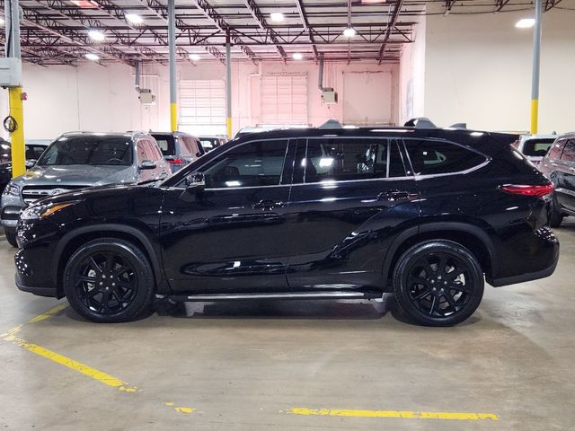 2022 Toyota Highlander L