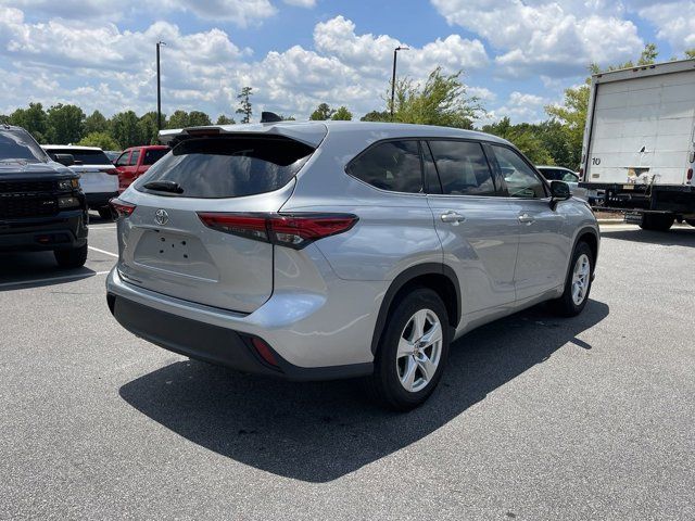 2022 Toyota Highlander L