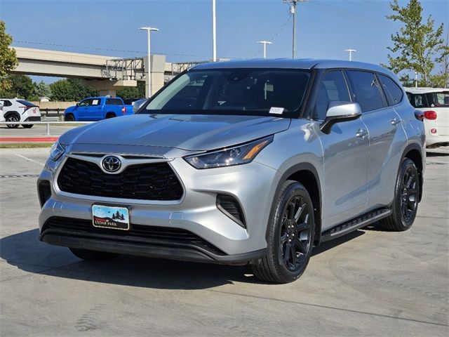 2022 Toyota Highlander L