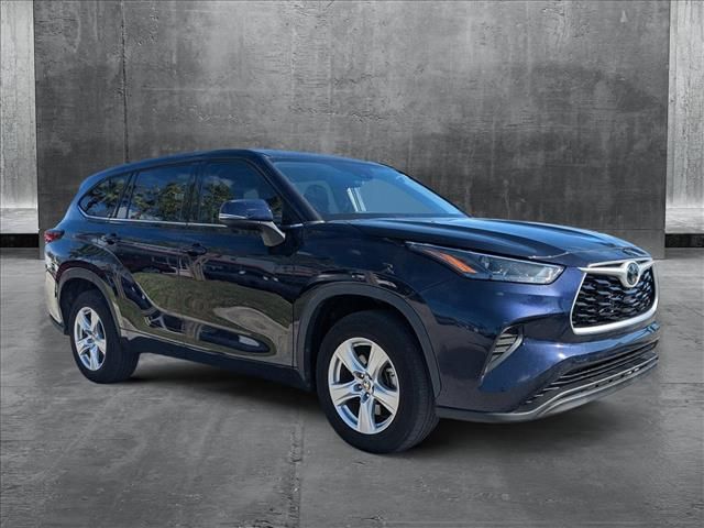 2022 Toyota Highlander L