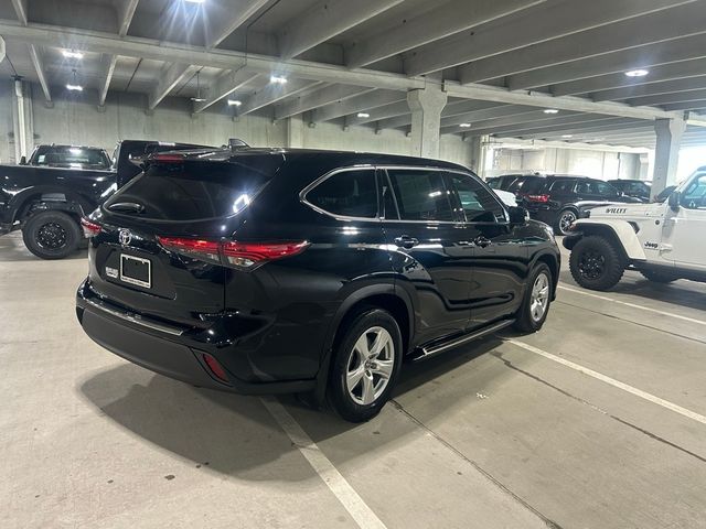 2022 Toyota Highlander L