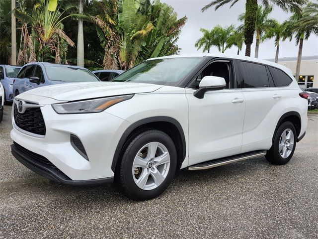 2022 Toyota Highlander L