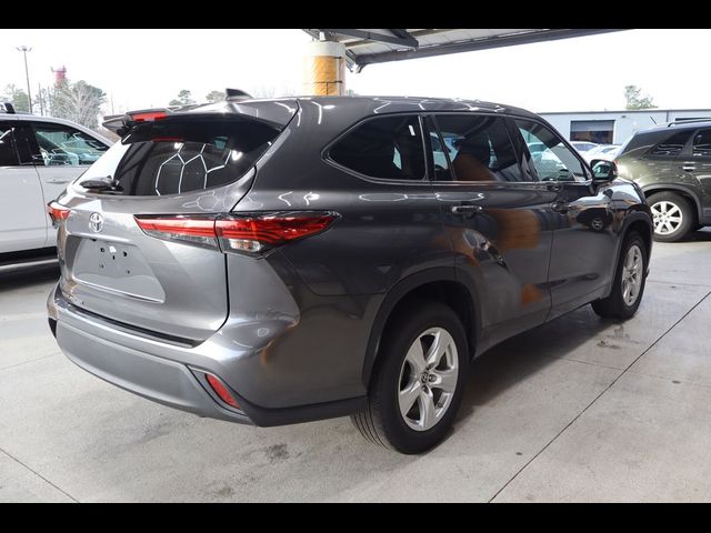 2022 Toyota Highlander L