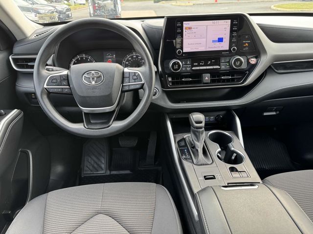 2022 Toyota Highlander L