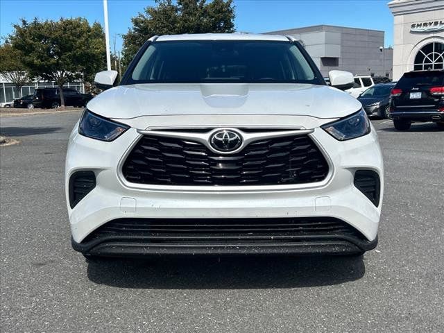 2022 Toyota Highlander L