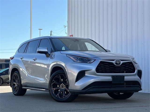 2022 Toyota Highlander L