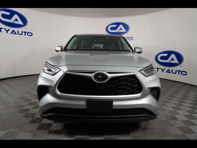 2022 Toyota Highlander L