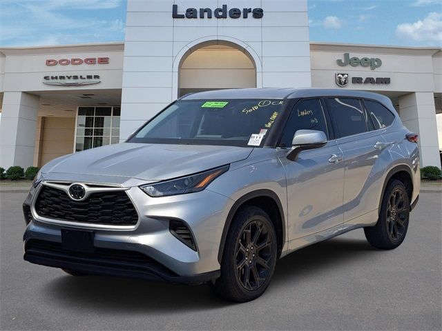 2022 Toyota Highlander L