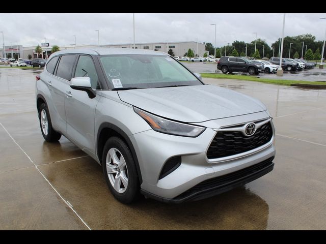 2022 Toyota Highlander L