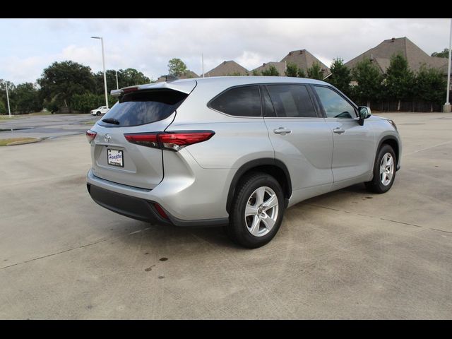 2022 Toyota Highlander L