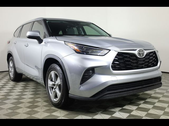 2022 Toyota Highlander L