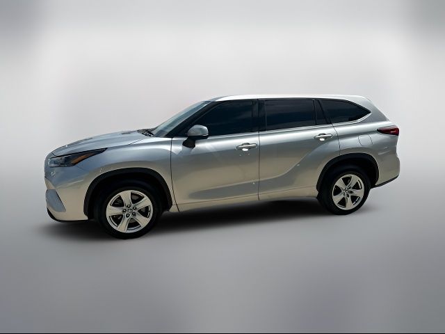 2022 Toyota Highlander L