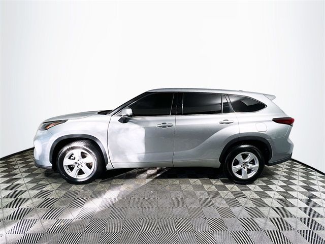 2022 Toyota Highlander L