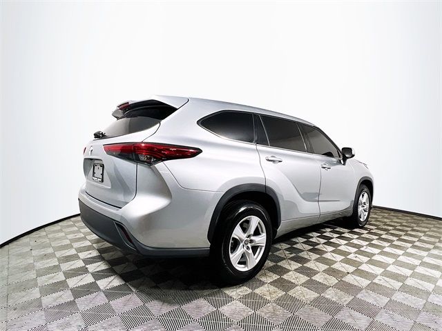 2022 Toyota Highlander L