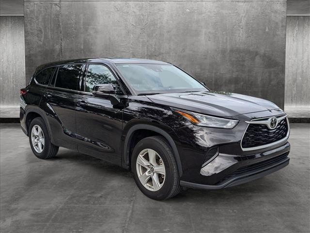 2022 Toyota Highlander L