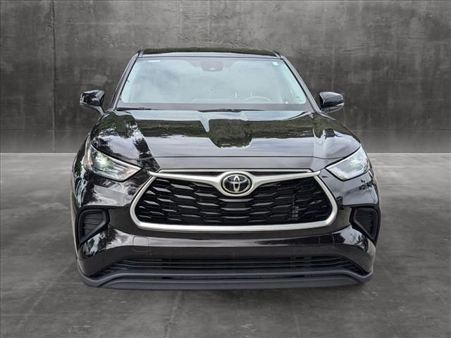 2022 Toyota Highlander L