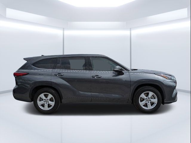 2022 Toyota Highlander L