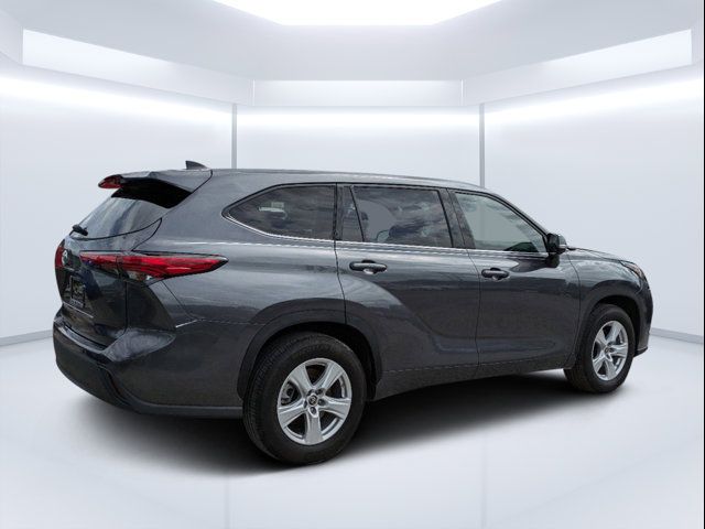 2022 Toyota Highlander L