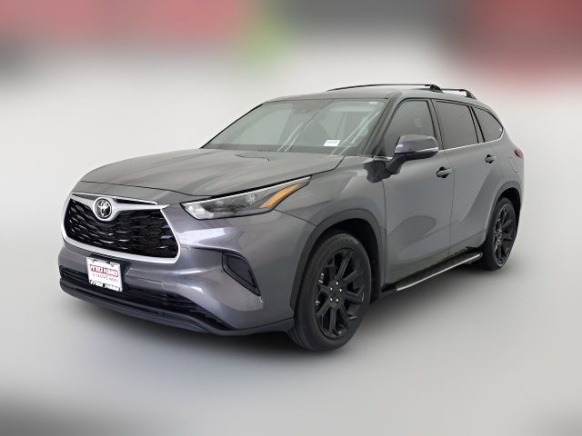 2022 Toyota Highlander L