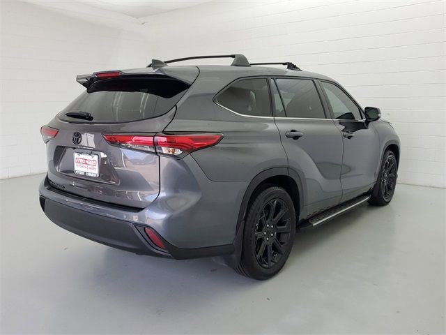 2022 Toyota Highlander L