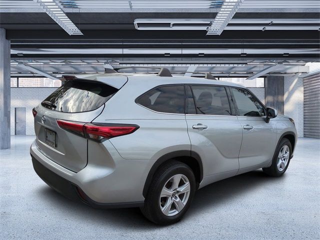 2022 Toyota Highlander L