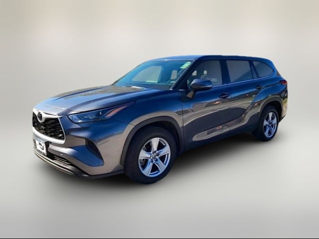 2022 Toyota Highlander L