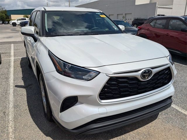 2022 Toyota Highlander L