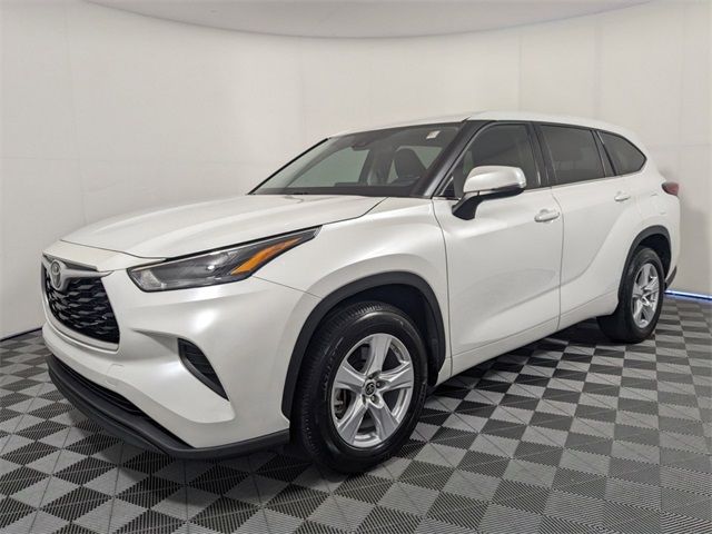 2022 Toyota Highlander L