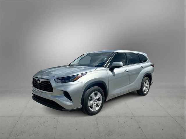 2022 Toyota Highlander L