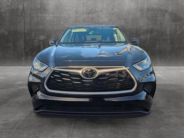 2022 Toyota Highlander L