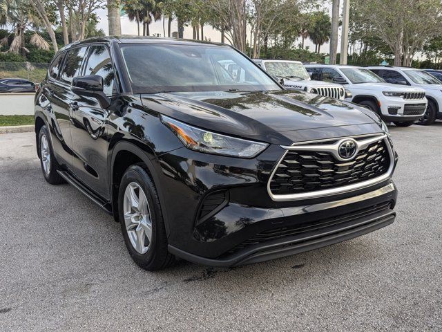 2022 Toyota Highlander L