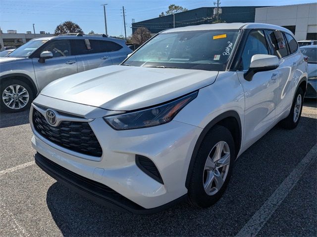 2022 Toyota Highlander L