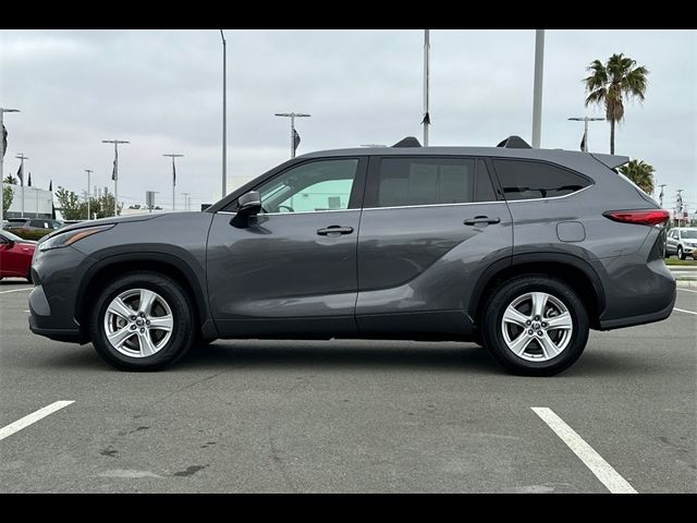 2022 Toyota Highlander L