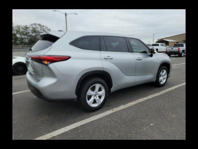 2022 Toyota Highlander L