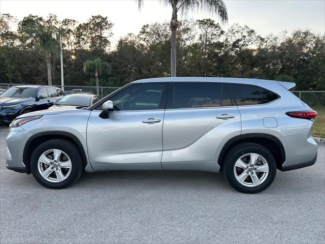 2022 Toyota Highlander L