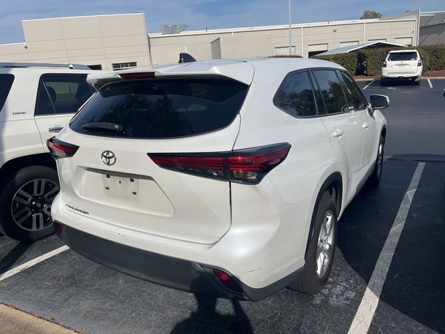 2022 Toyota Highlander L