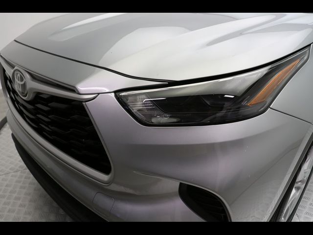 2022 Toyota Highlander L