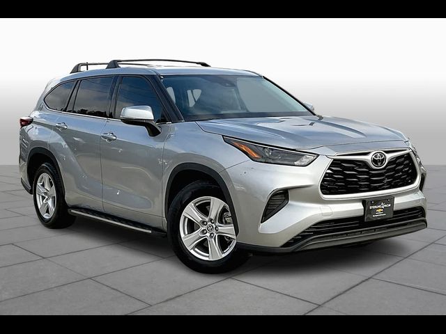 2022 Toyota Highlander L