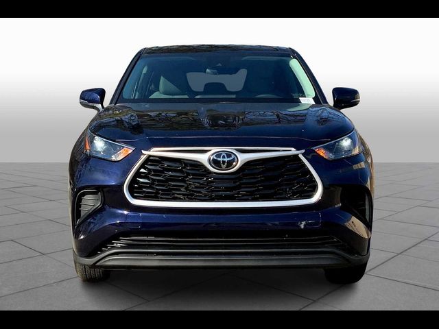 2022 Toyota Highlander L