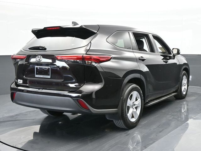 2022 Toyota Highlander L