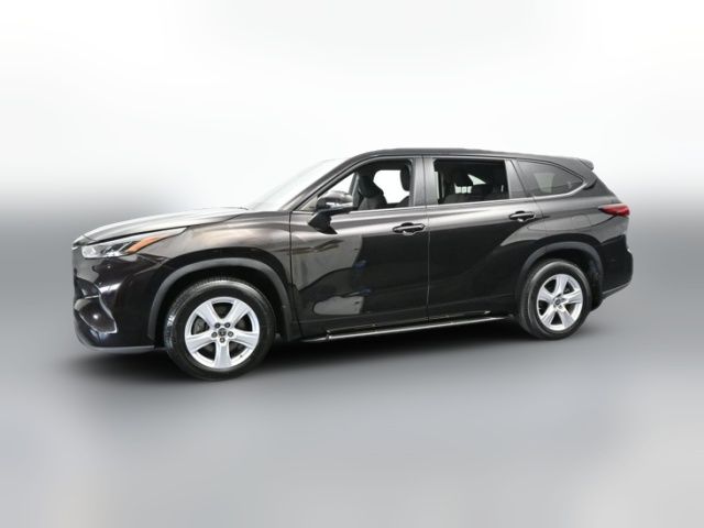 2022 Toyota Highlander L