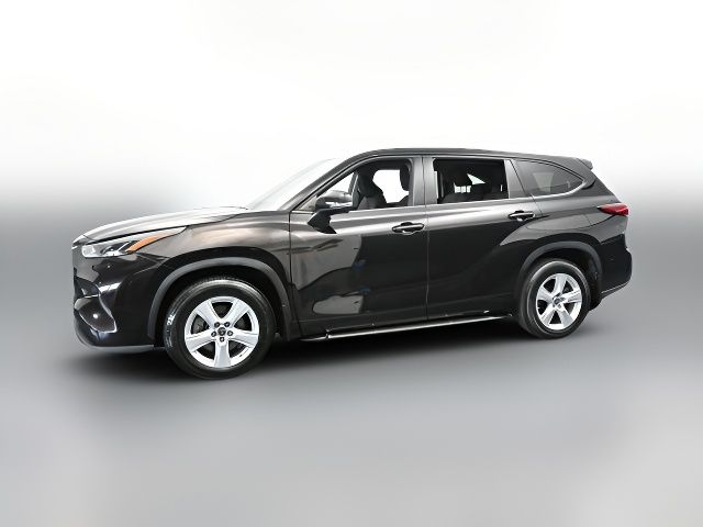 2022 Toyota Highlander L