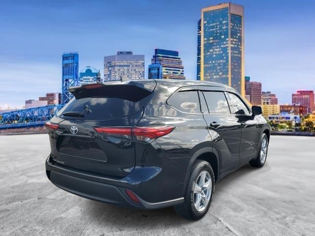 2022 Toyota Highlander L