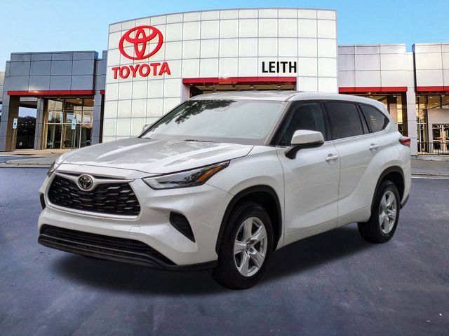 2022 Toyota Highlander L