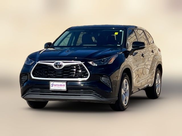 2022 Toyota Highlander L