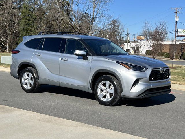 2022 Toyota Highlander L