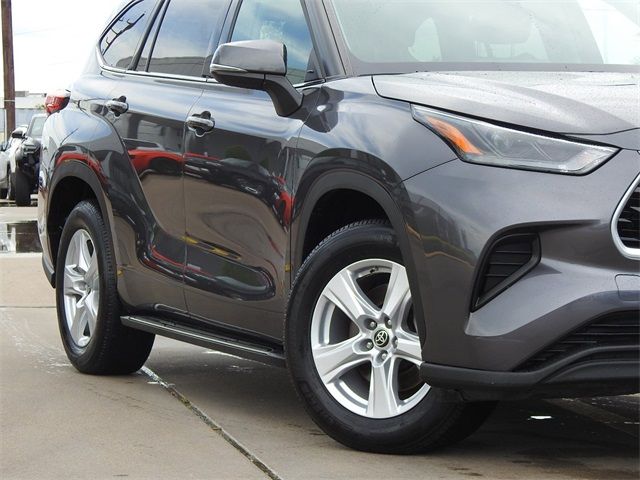 2022 Toyota Highlander L